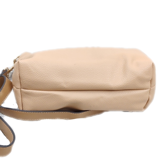 BCBG EUC Tan Faux Leather Adjustable Strap Crossbody/Shoulder Bag - Picture 5 of 7